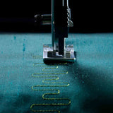 PFAFF expression™ 715 Sewing Machine