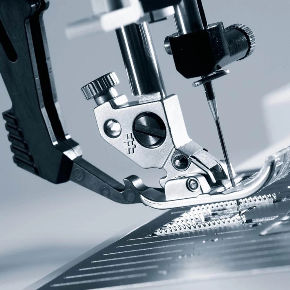 PFAFF Passport 2.0 Sewing Machine