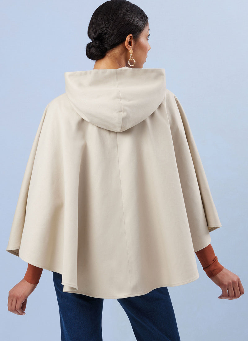 Simplicity Misses Capes: Stylish Sewing Pattern Guide S3033A