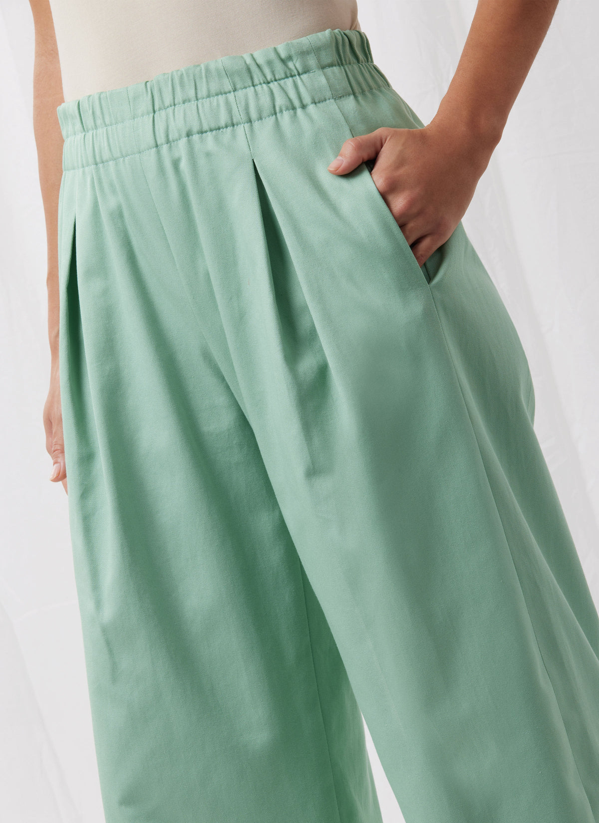 Simplicity Misses Shorts and Pants Sewing Pattern S3105A