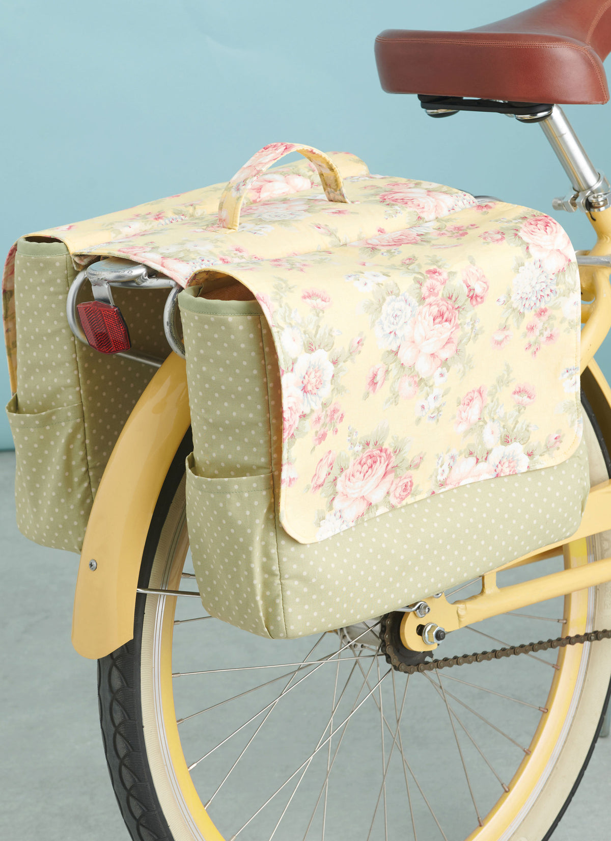 Simplicity Bicycle Baskets, Bags & Panniers Sewing Pattern S9804 OS