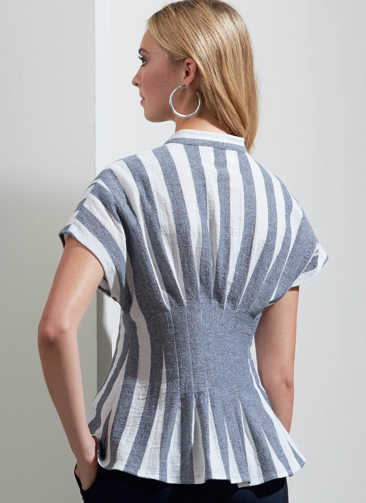 Vogue Tops Misses Sewing Pattern V1874