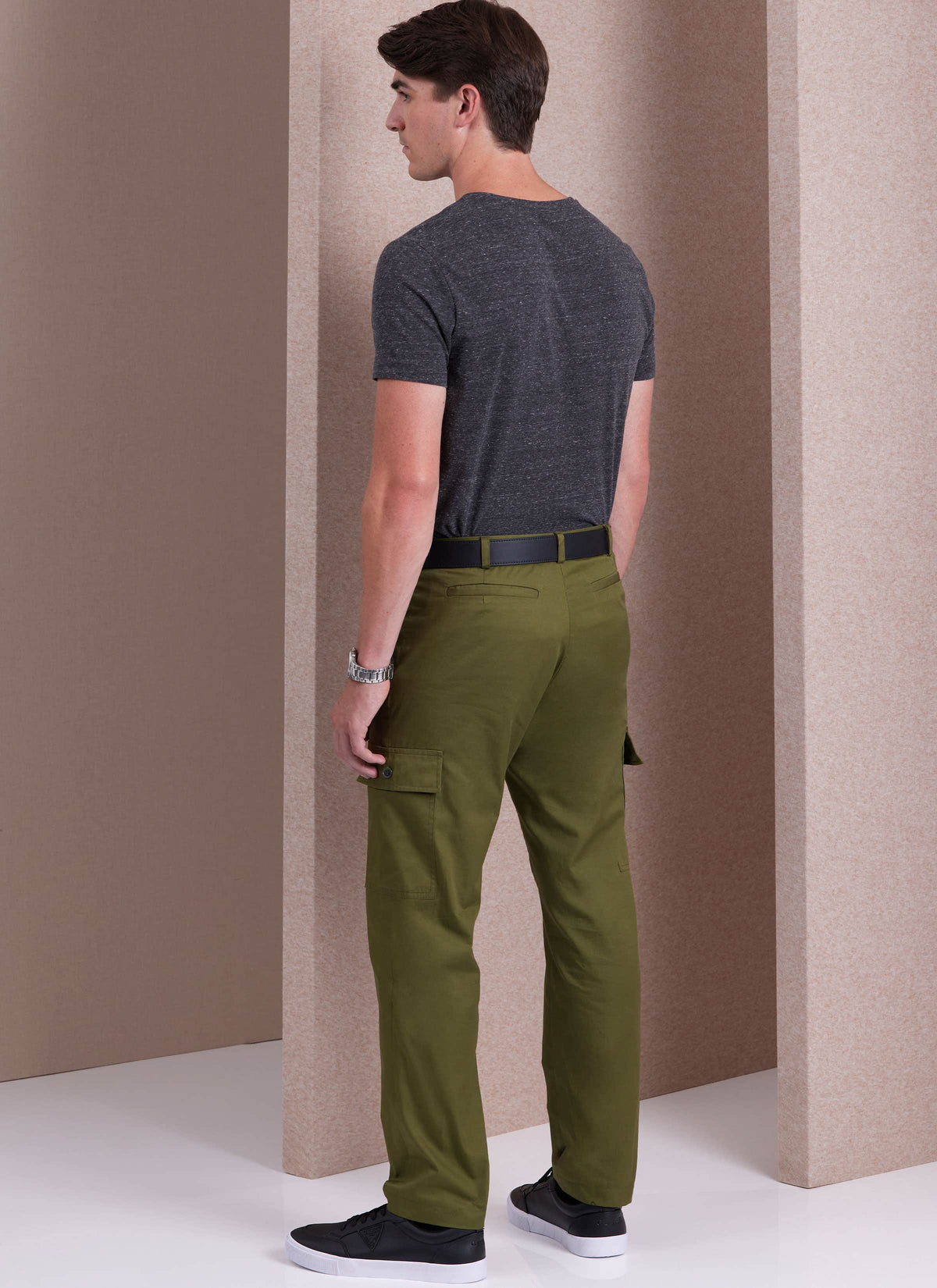 Vogue Mens Pants Sewing Pattern V1996