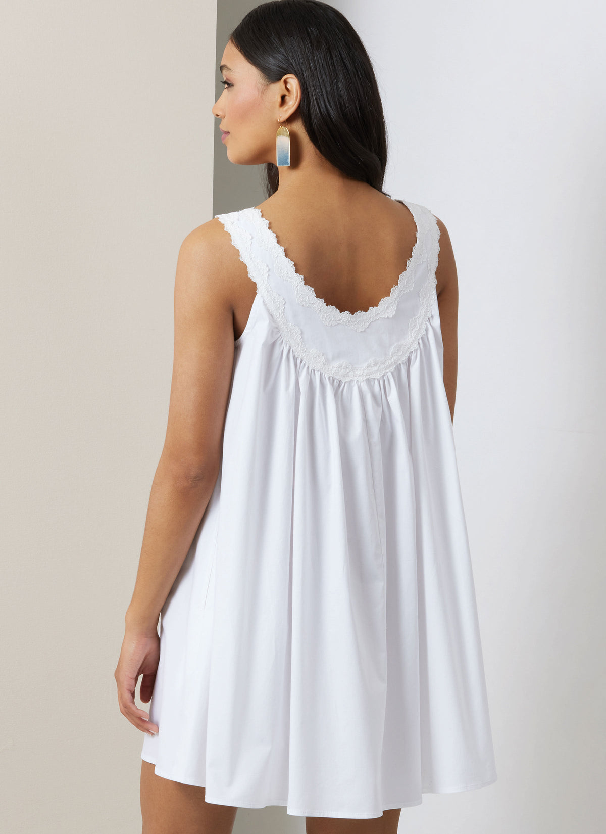 Vogue Misses' Dress in Two Lengths Sewing Pattern V2026