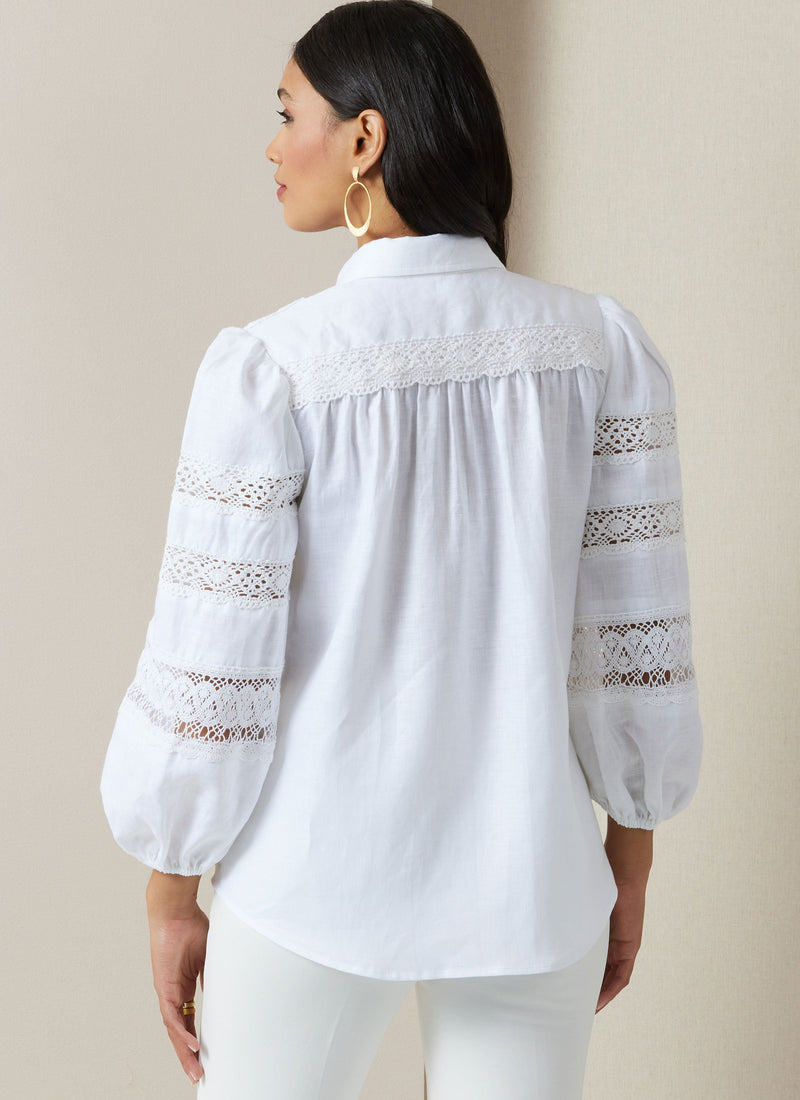 Vogue Misses' Blouses Sewing Pattern for Stylish Creations V2031