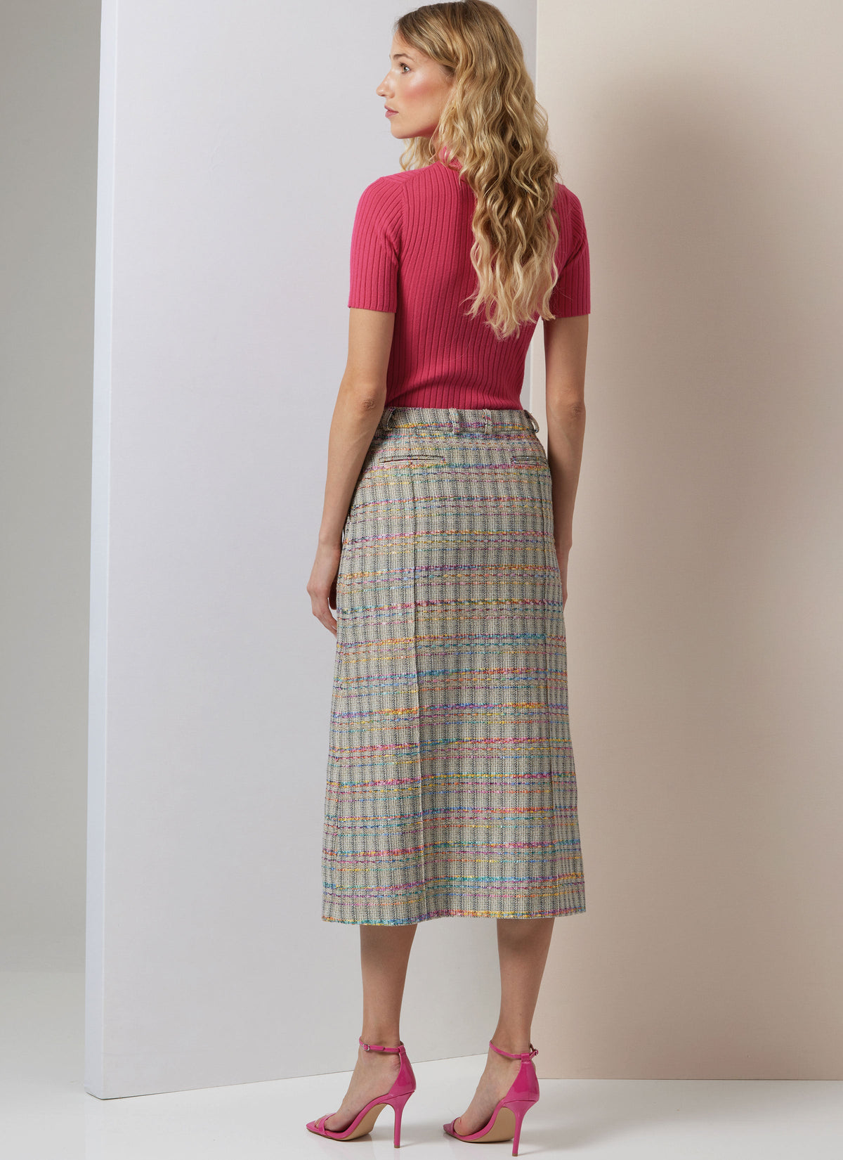 Vogue Misses' Skirt in Two Lengths Sewing Pattern V2032