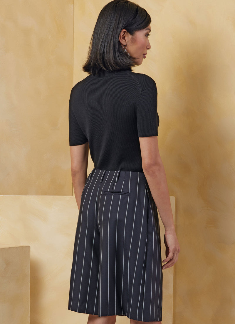 Vogue Misses' Shorts and Pants Sewing Pattern Collection V2070