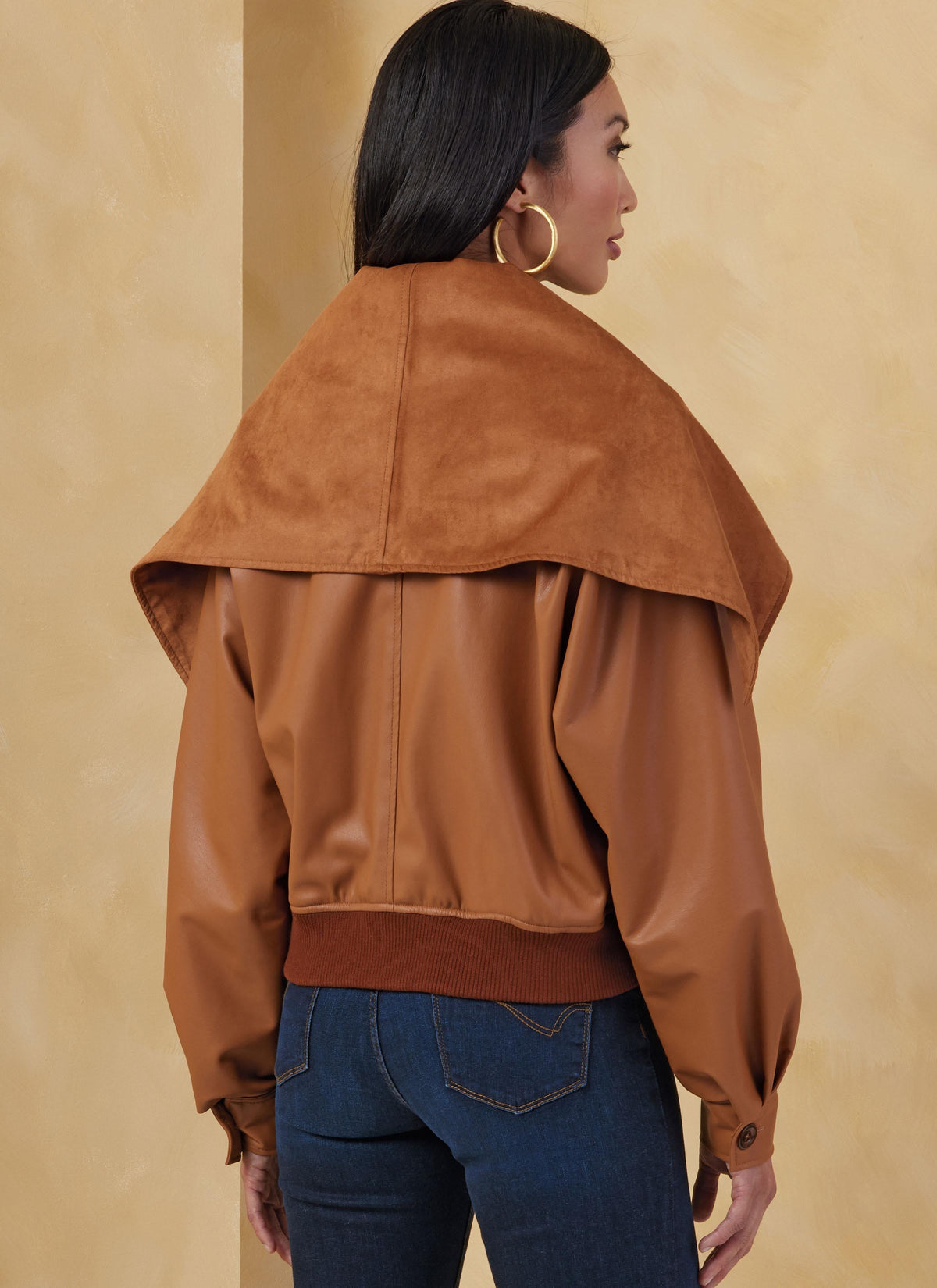 Vogue Misses' Jackets Sewing Pattern for Stylish Creations V2072