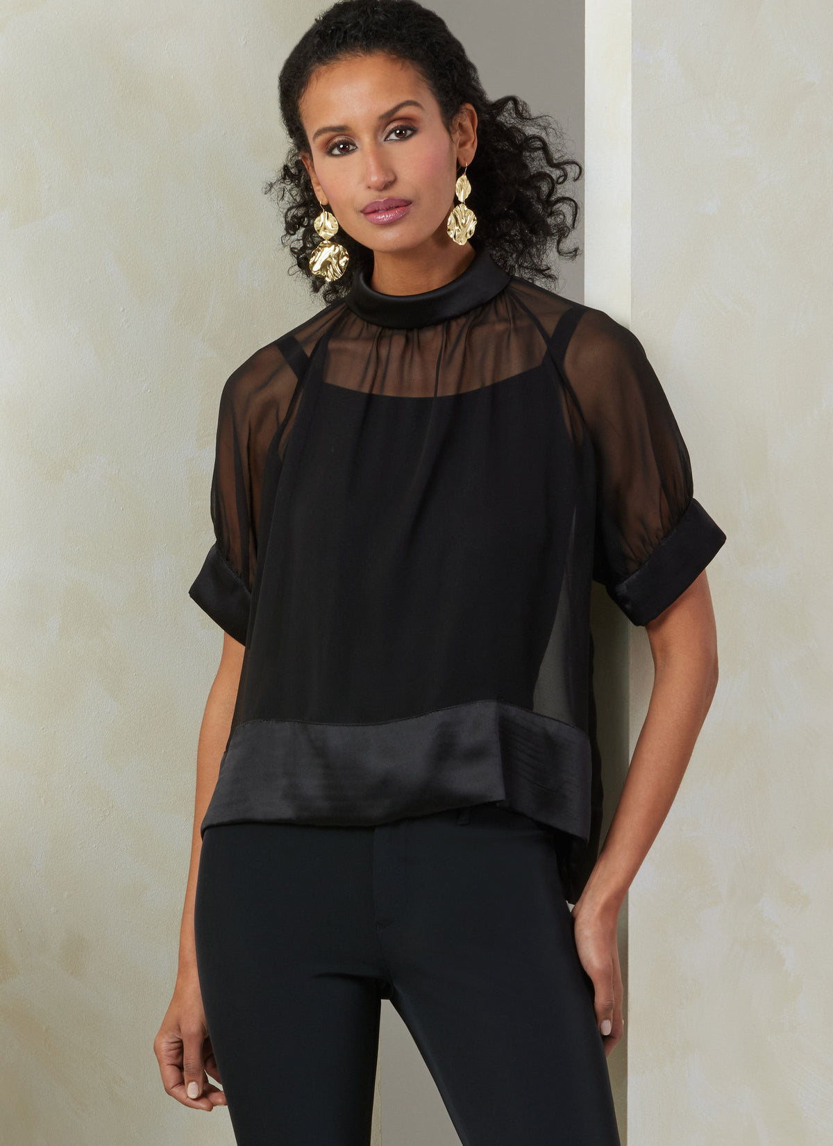 Vogue Misses' Top with Sleeve Variations Sewing Pattern V2090