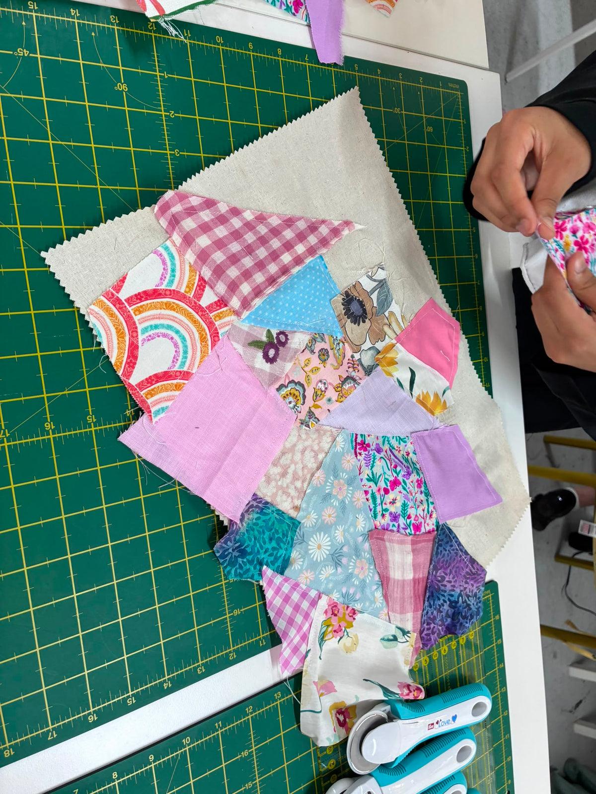 Mini Bees - Autumn Weekday Children's Sewing Classes