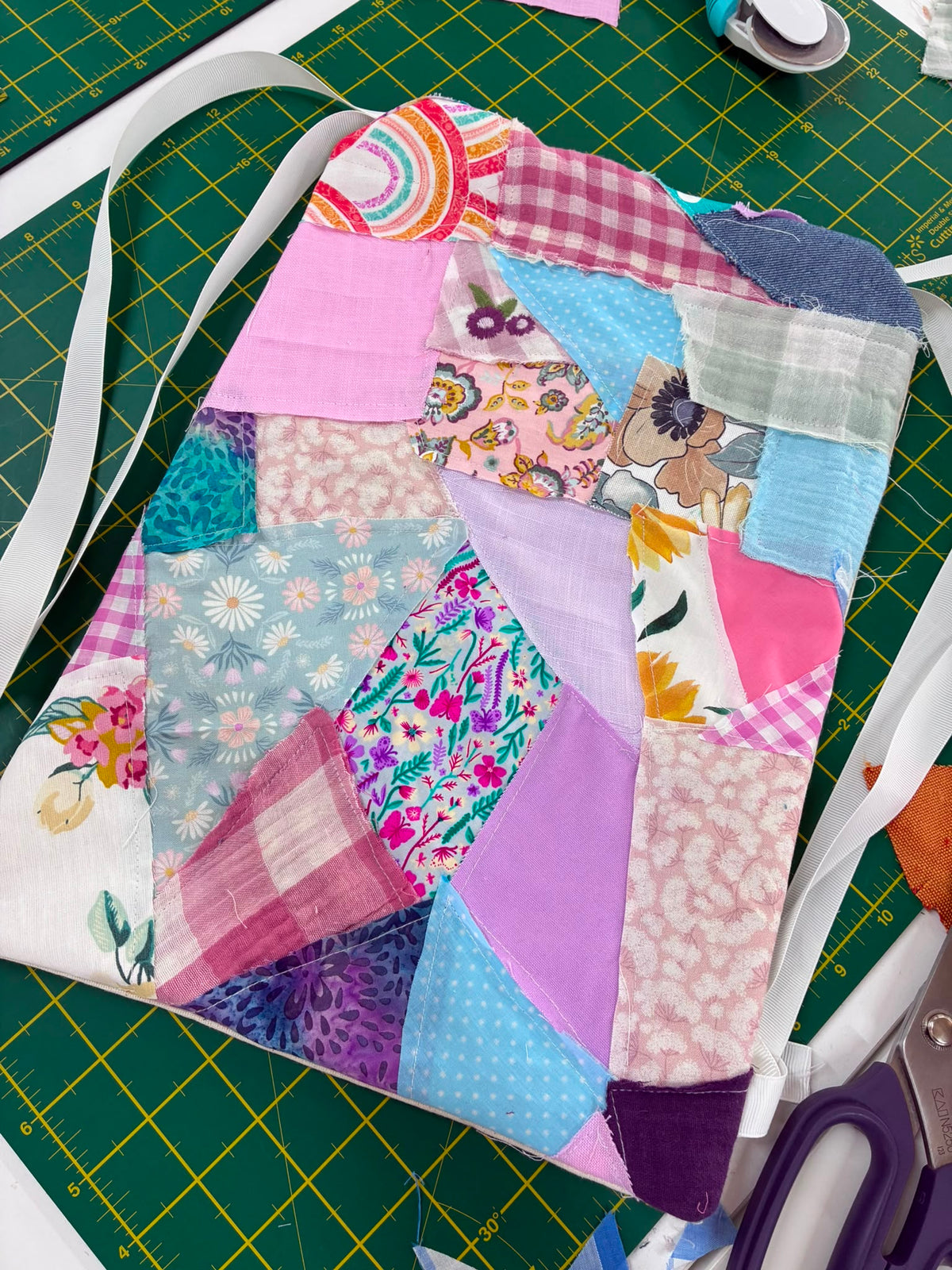 Mini Bees - Autumn Weekday Children's Sewing Classes