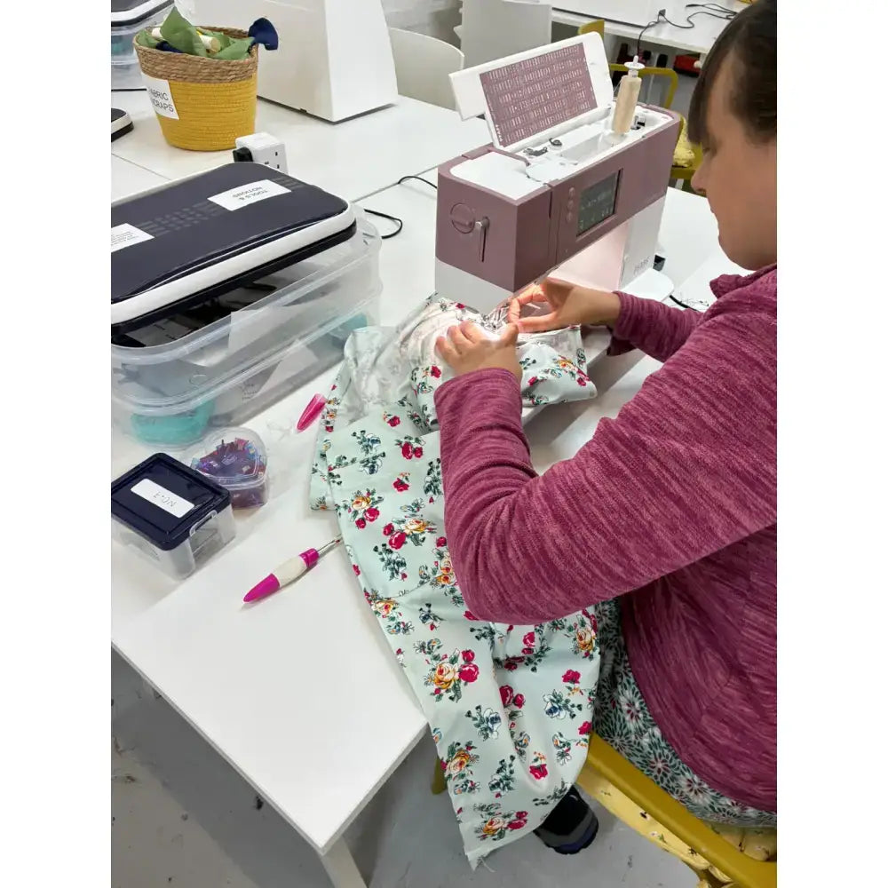 Beginner - Introduction to Machine Sewing - Level 1- Part 2 - Make an Apron Level 1 - Part 2