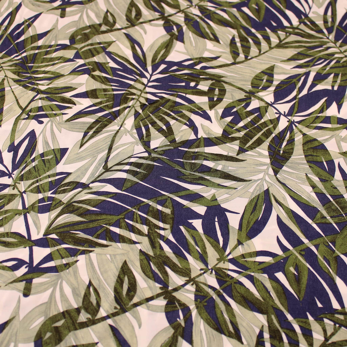 Green Palm Leaves Viscose Challis Rayon Print Pattern Dressmaking Floral Leaf Flowers Fabric Soft Material Green