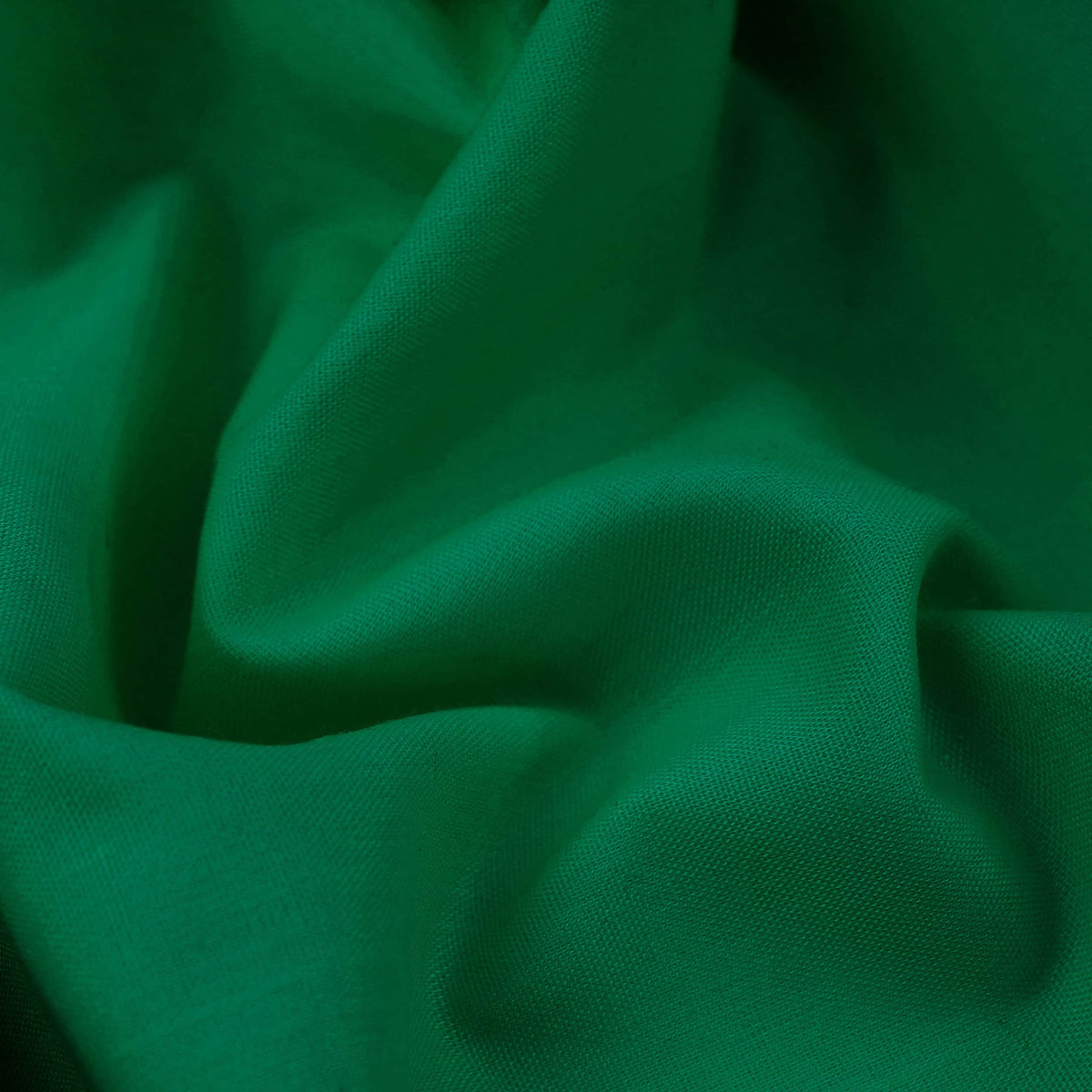 lightweight pure cotton poplin dressamking fabric Cadmin Green