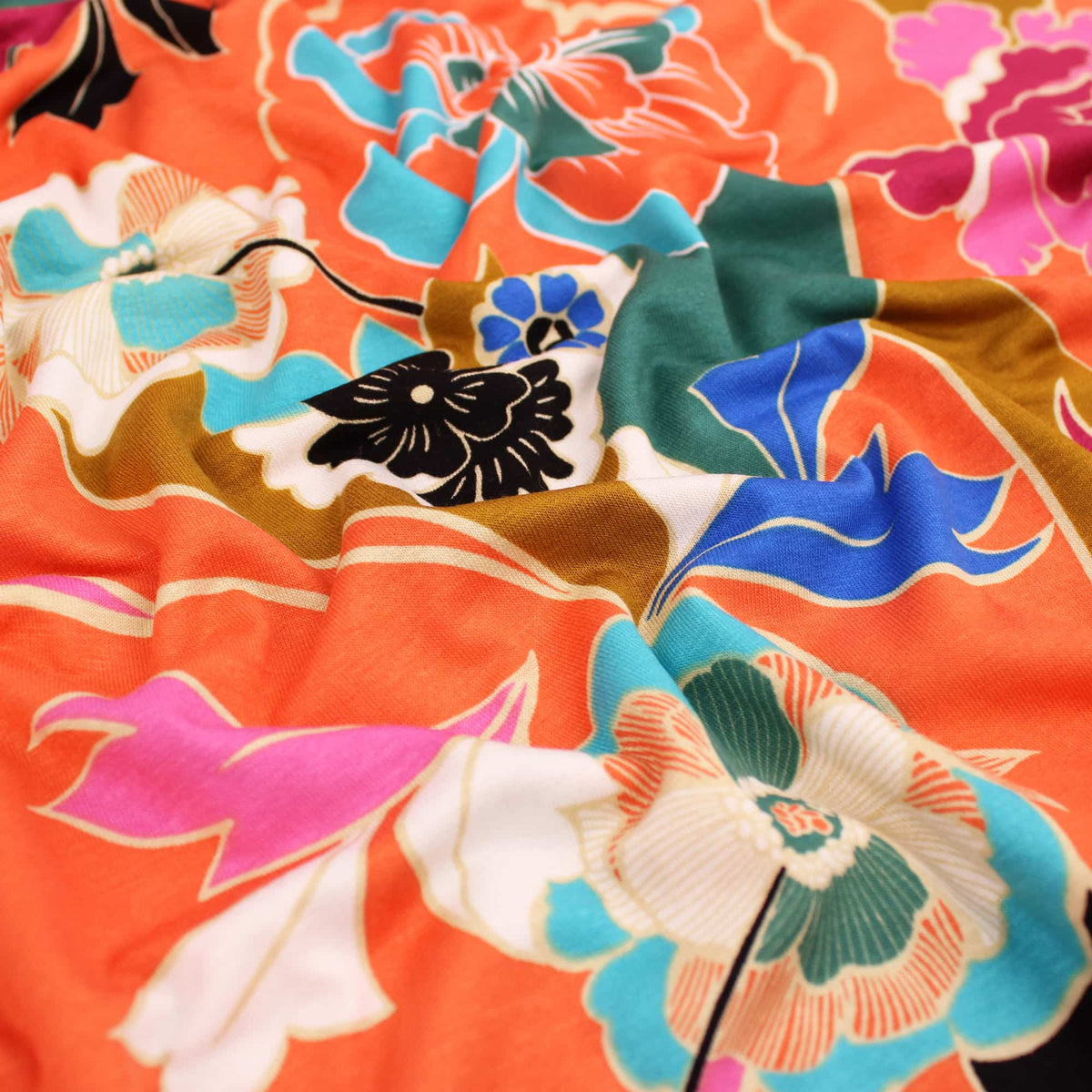 Retro 70s Viscose Jersey Flowers Pattern Dressmaking Fabric Knit Soft Women Rayon Lawn Spandex Floral Waves Swirl Paisley Zig Zag Stretch Peach