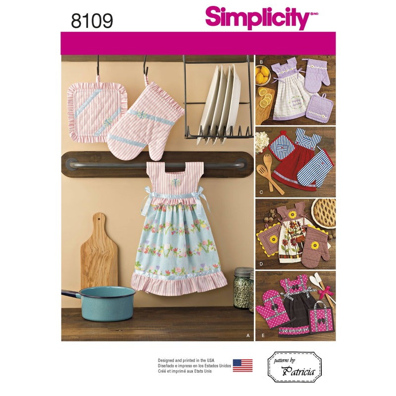 Simplicity Towel Dresses, Pot Holders and Oven Mitts Sewing Pattern S8109