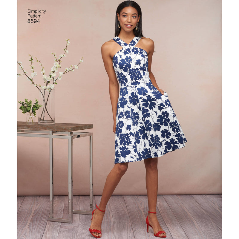 Simplicity Pattern 8594 Women’s / Petite Women’s Dresses