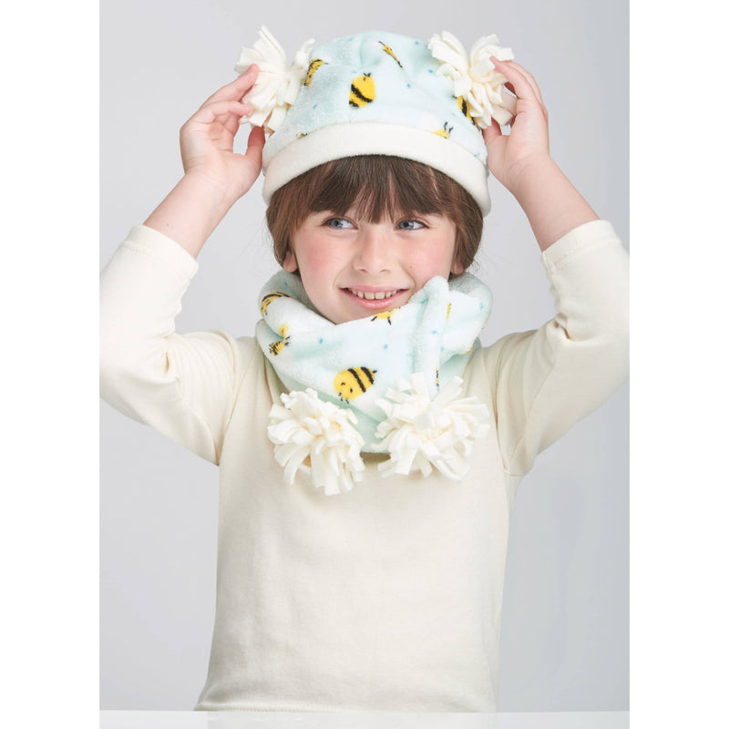 Simplicity Childrens Hats and Mittens In Sizes S-M-L and Cowl Scarves Sewing Pattern S9657A