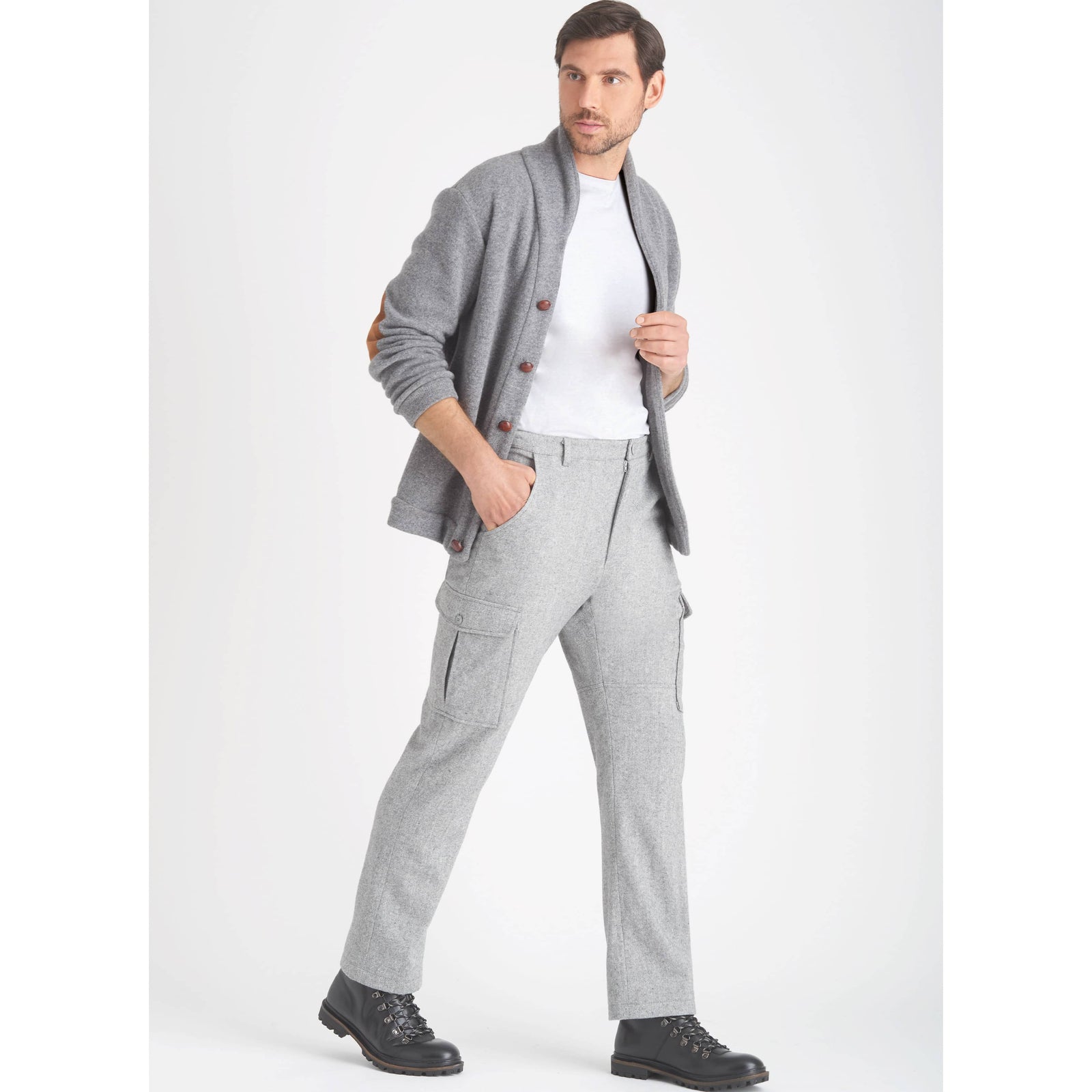 Simplicity Mens Cargo Pants Sewing Pattern S9693 – Lullabee