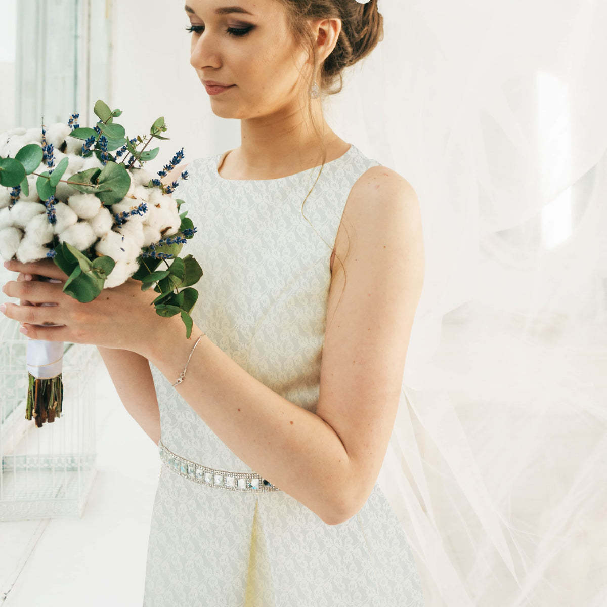 flowery stretchy soft lace in ivory